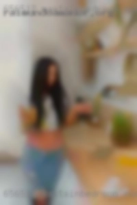 Mastsinbedroom nude smoking girl